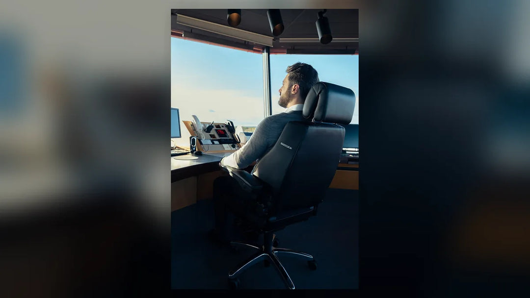 RH Secur24 operator chair in a 24/7 control room workstation - Chair Dinkum Australia