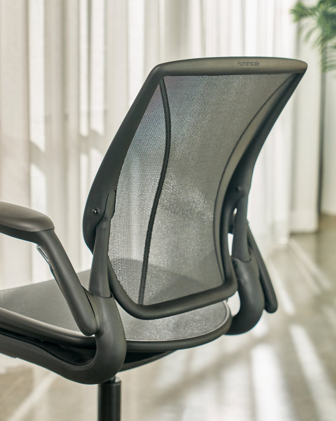 Humanscale World One LM Chair