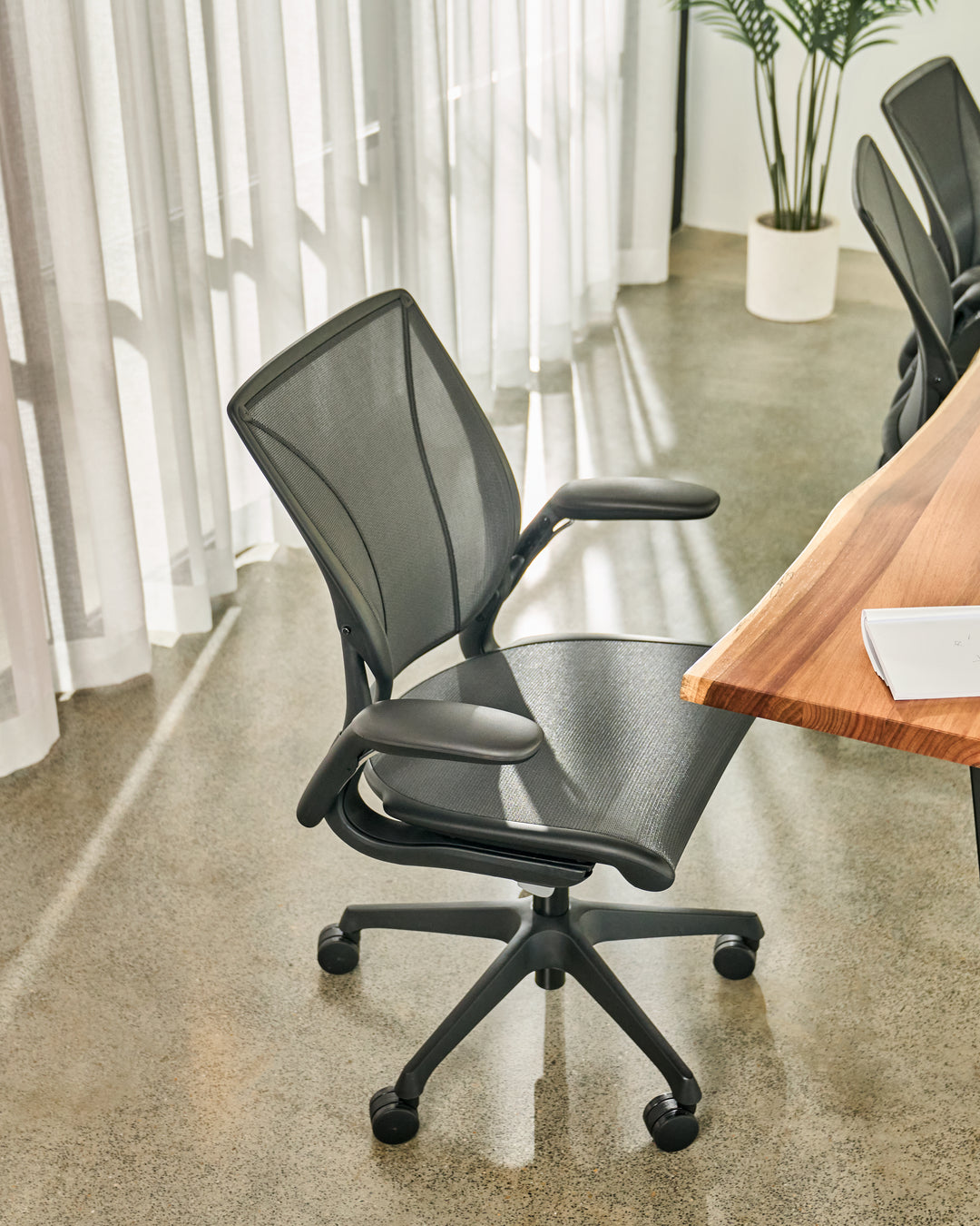 Humanscale World One LM Chair