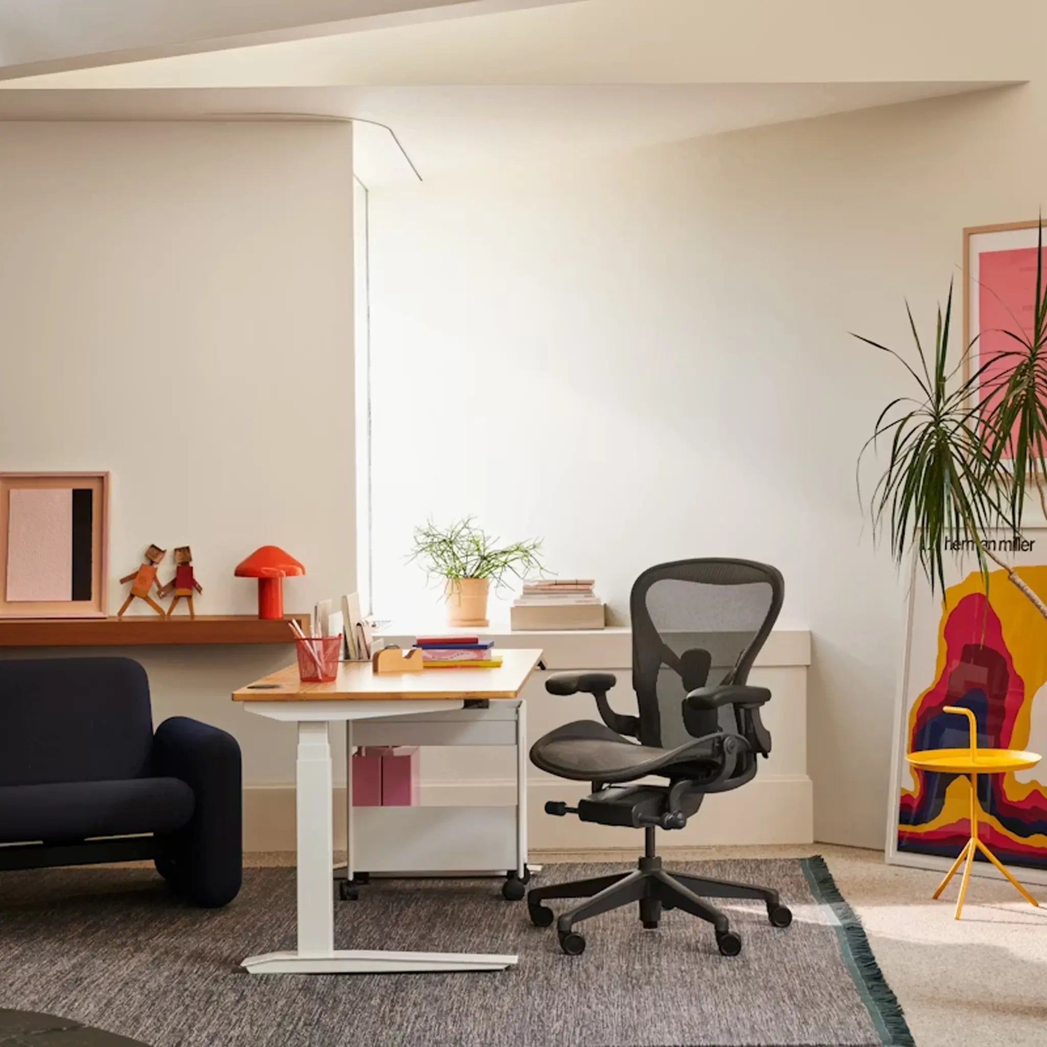 Herman Miller Aeron in a contemporary workspace - Chair Dinkum Australia