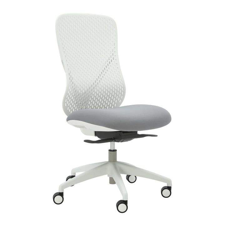 Buro Axon office chair with white frame and light grey seat, without arms, three-quarter view