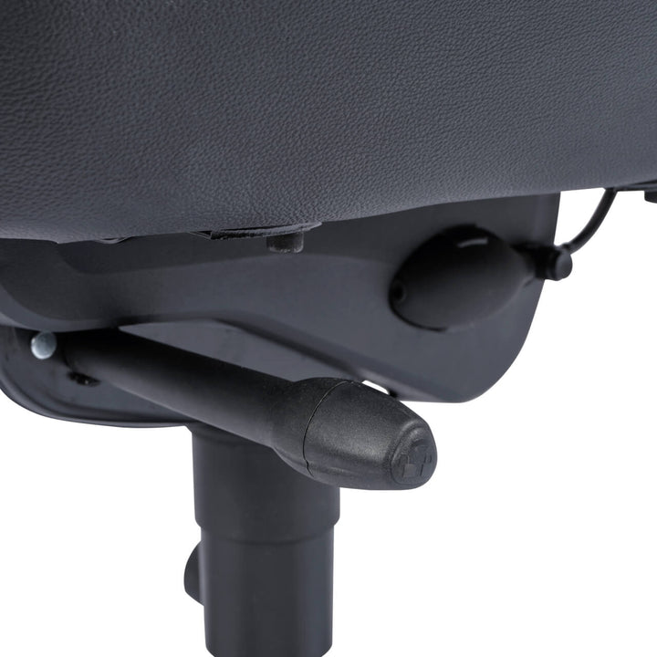KAB Controller 24/7 office chair, half leather half cloth, mechanism from below (KAB Seating photograph)